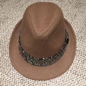 Women’s fedora